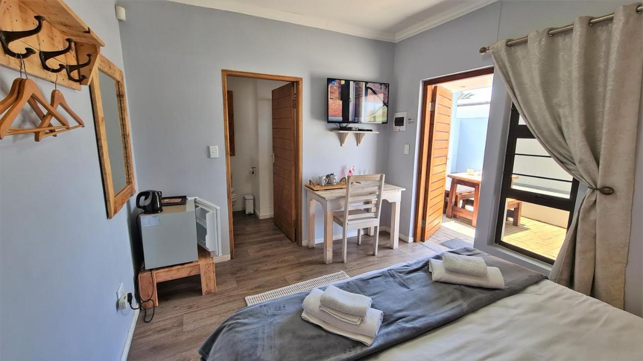 Tiende Laan Bed & Breakfast And Self-Catering Walvis Bay Dış mekan fotoğraf
