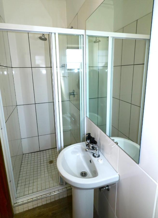 Tiende Laan Bed & Breakfast And Self-Catering Walvis Bay Dış mekan fotoğraf