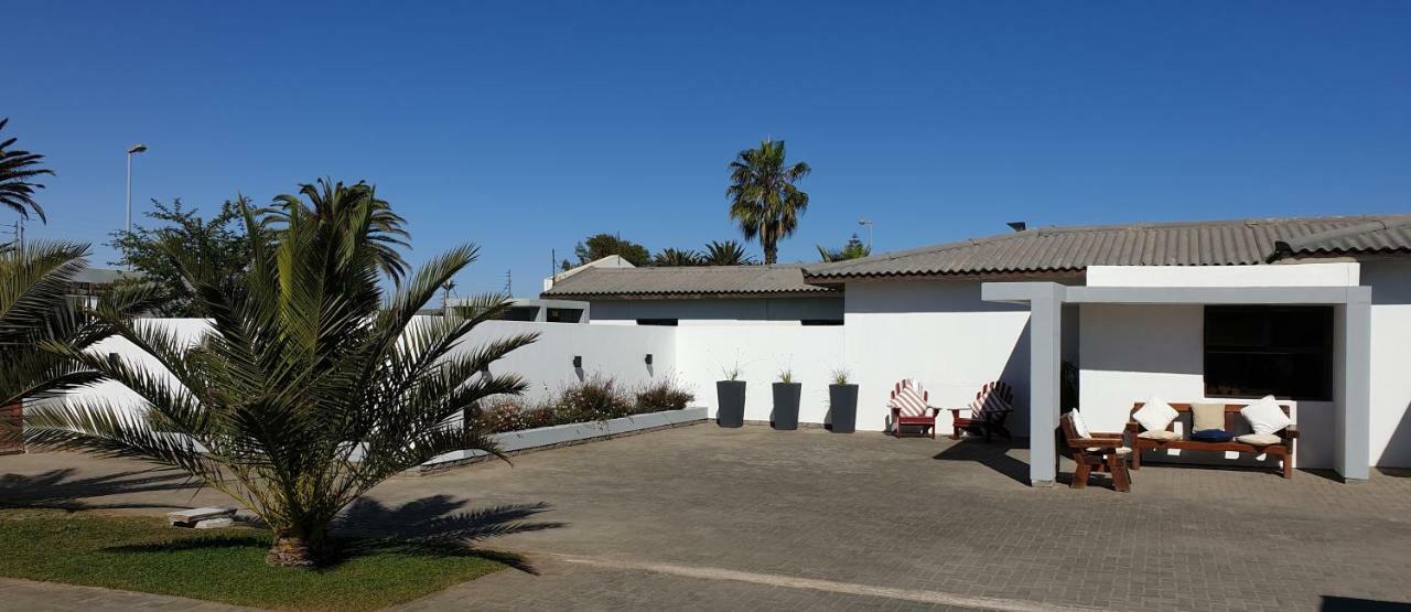 Tiende Laan Bed & Breakfast And Self-Catering Walvis Bay Dış mekan fotoğraf