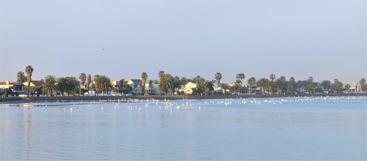 Tiende Laan Bed & Breakfast And Self-Catering Walvis Bay Dış mekan fotoğraf